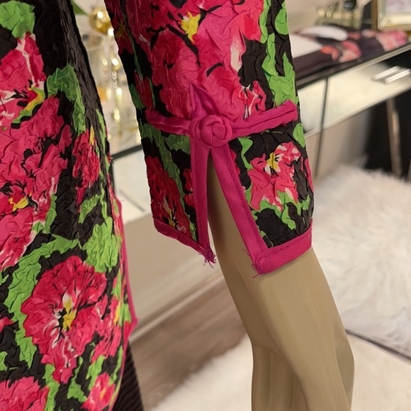 Multi color Cheongsam Chinese blouse with Mandarin Collar. - Picture 3 of 5